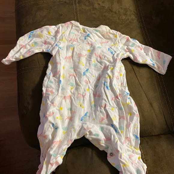 Carters footsie pajamas - Picture 1 of 3